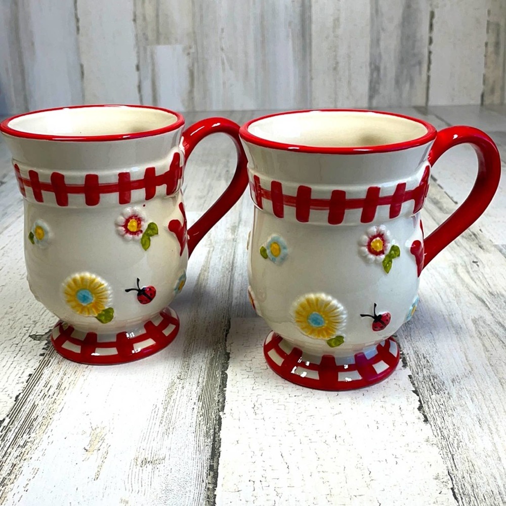 COTTAGECORE MUGS VINTAGE CERAMIC LADYBUG FLOWERS FENCE COUNTRY FARMHOUSE…